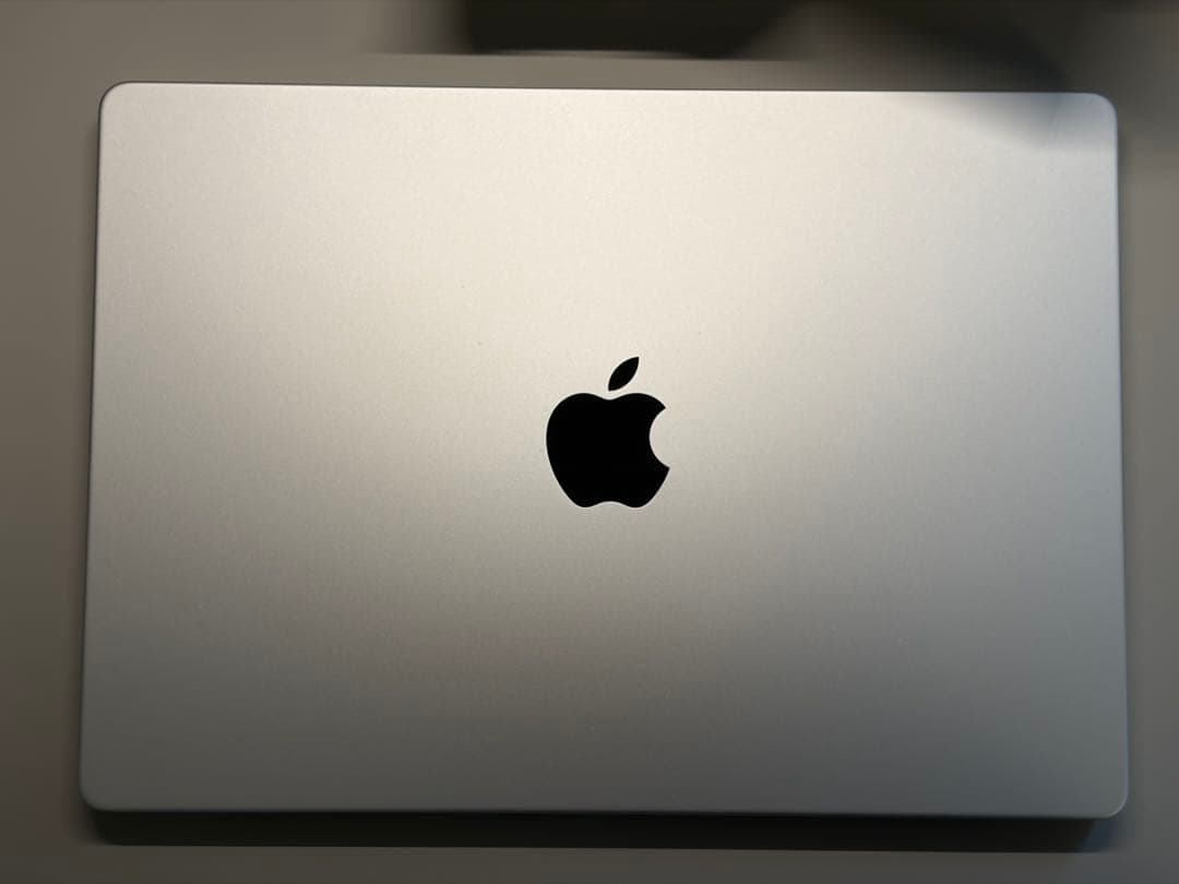 [美品] MacBook Pro 14 M1 Pro US配列 シルバー