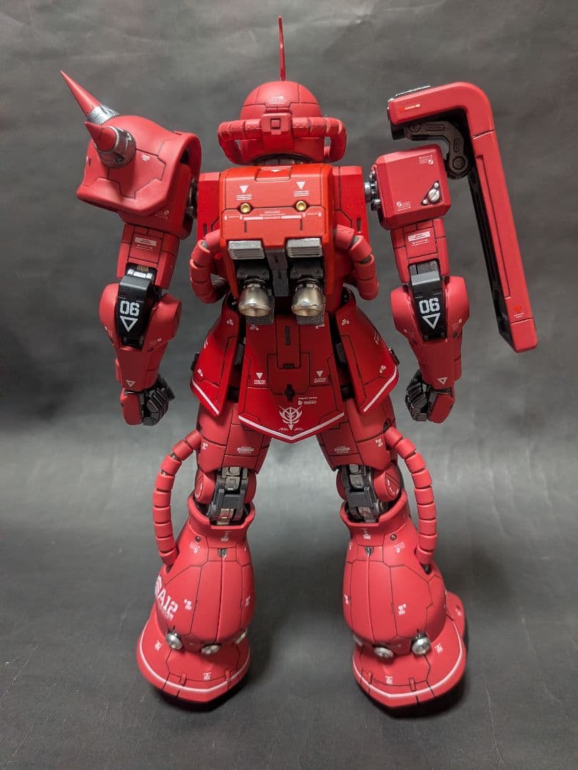 完成品 ガンプラ MS-06S ザクII シャア専用機 ジ・オリジン版