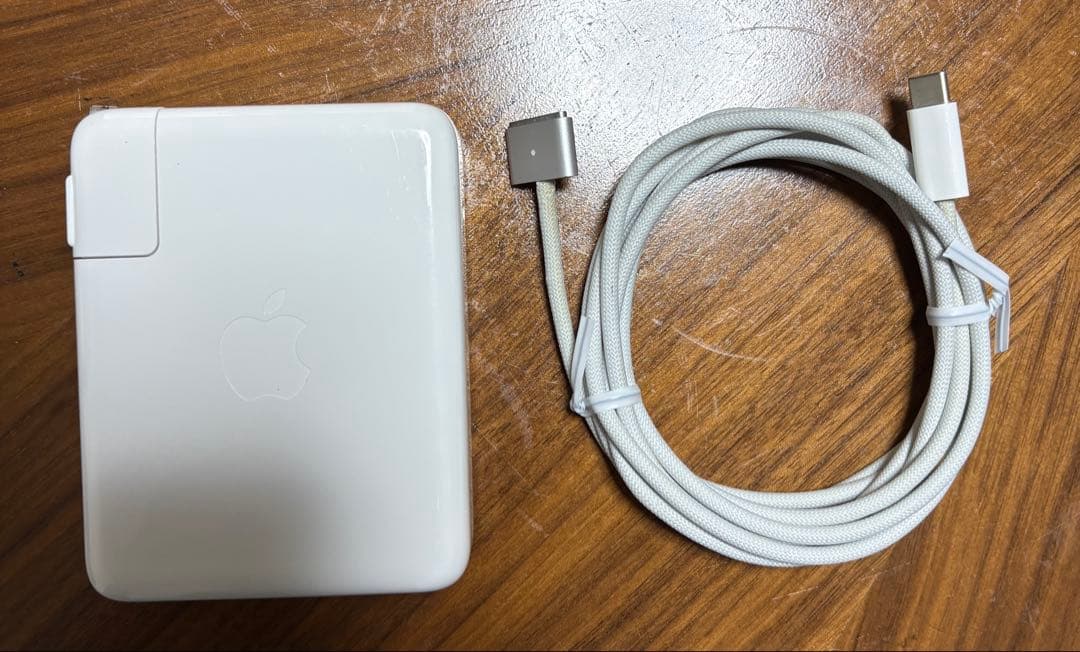 MacBook Pro 16インチ M1Max 32GB 1TB