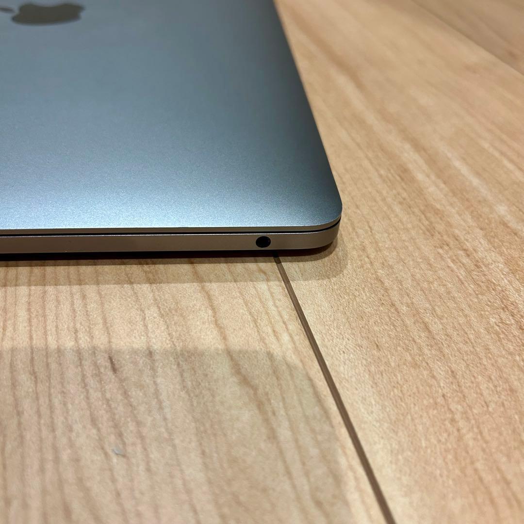 MacBook本体 MacBook Pro 13in 2016 8GB 251GB