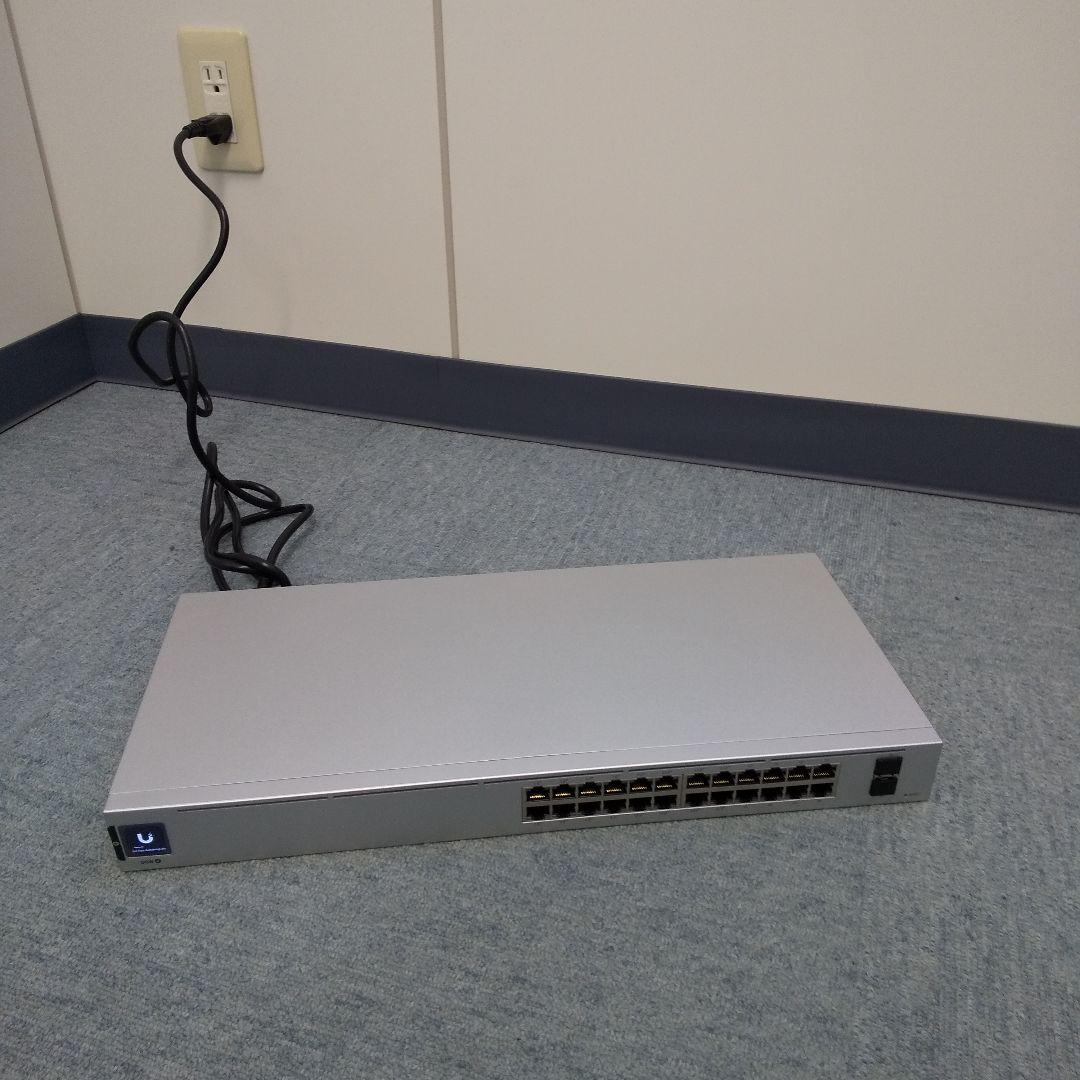 Ubiquiti USW-24-POE スイッチングハブ