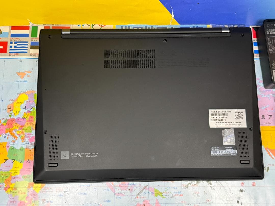 極美品 第12世代 レノボ Thinkpad X1 Carbon 10th 軽量