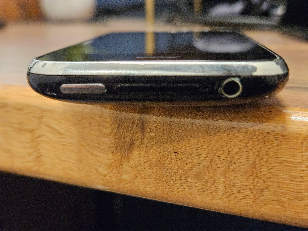 かや 初期化済 Apple iPhone3GS 32GB SoftBank