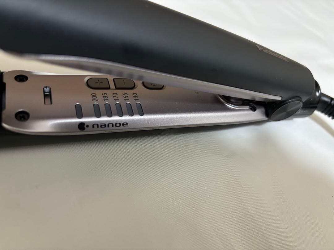 パナソニック　EHーHS9A　ナノケア　ストレートアイロン　正規品中古