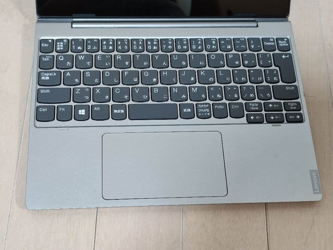 タブレットPC Lenovo IdeaPad