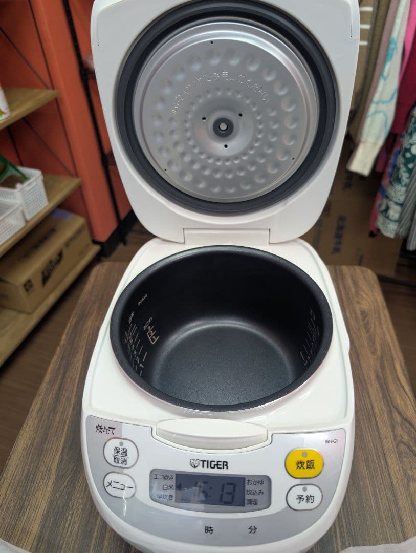 TIGER 炊飯器 JBH-G101 W