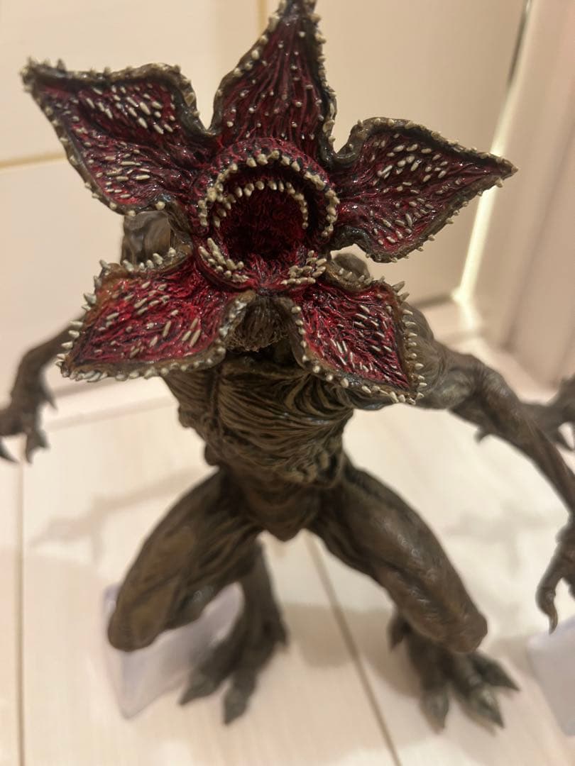 デモゴルゴンフィギュア 2体セット　箱無し