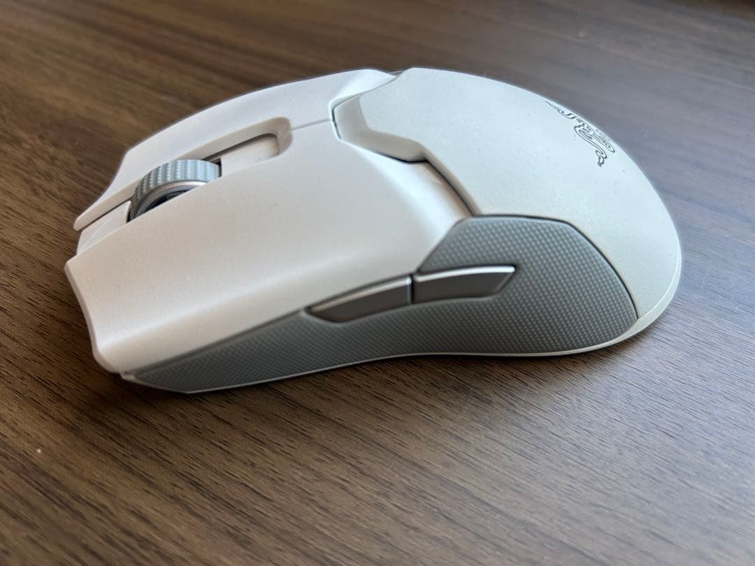 Razer Viper Ultimate ワイヤレスゲーミングマウス