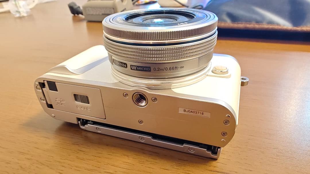 【現状品】 オリンパス E-PL9