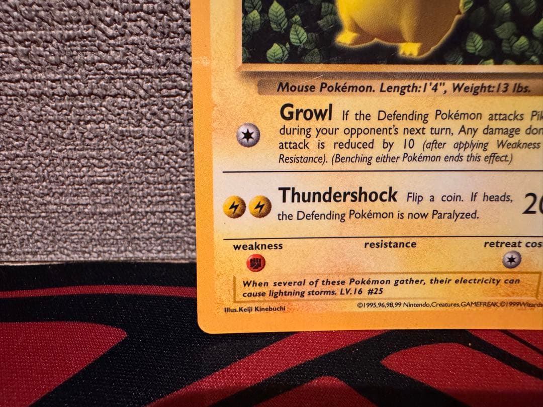 【英語版】ピカチュウ 60 HP ポケモンカード