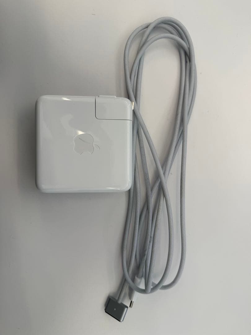 Apple MacBook Pro M1Proグレー