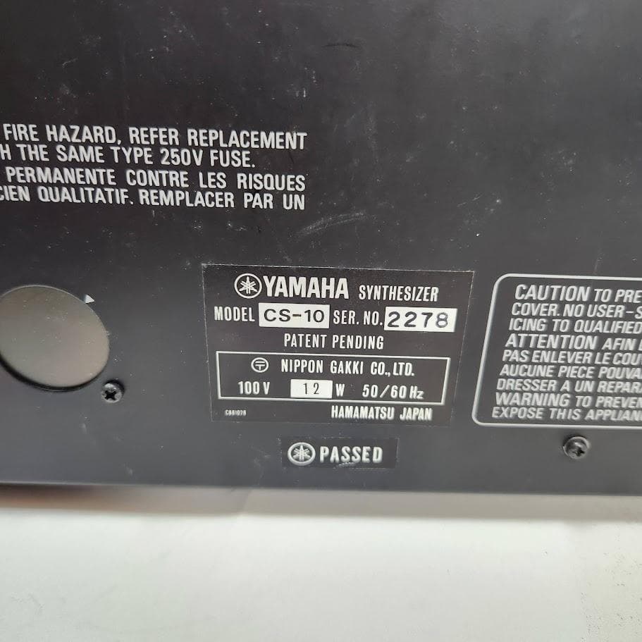 廃盤品 YAMAHA CS-10 アナログ シンセサイザー