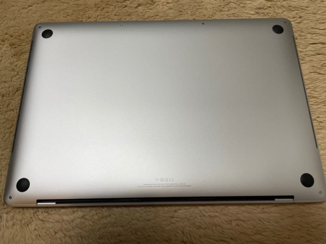 MacBook Pro (16-inch, 2019) シルバー　16G/1TB