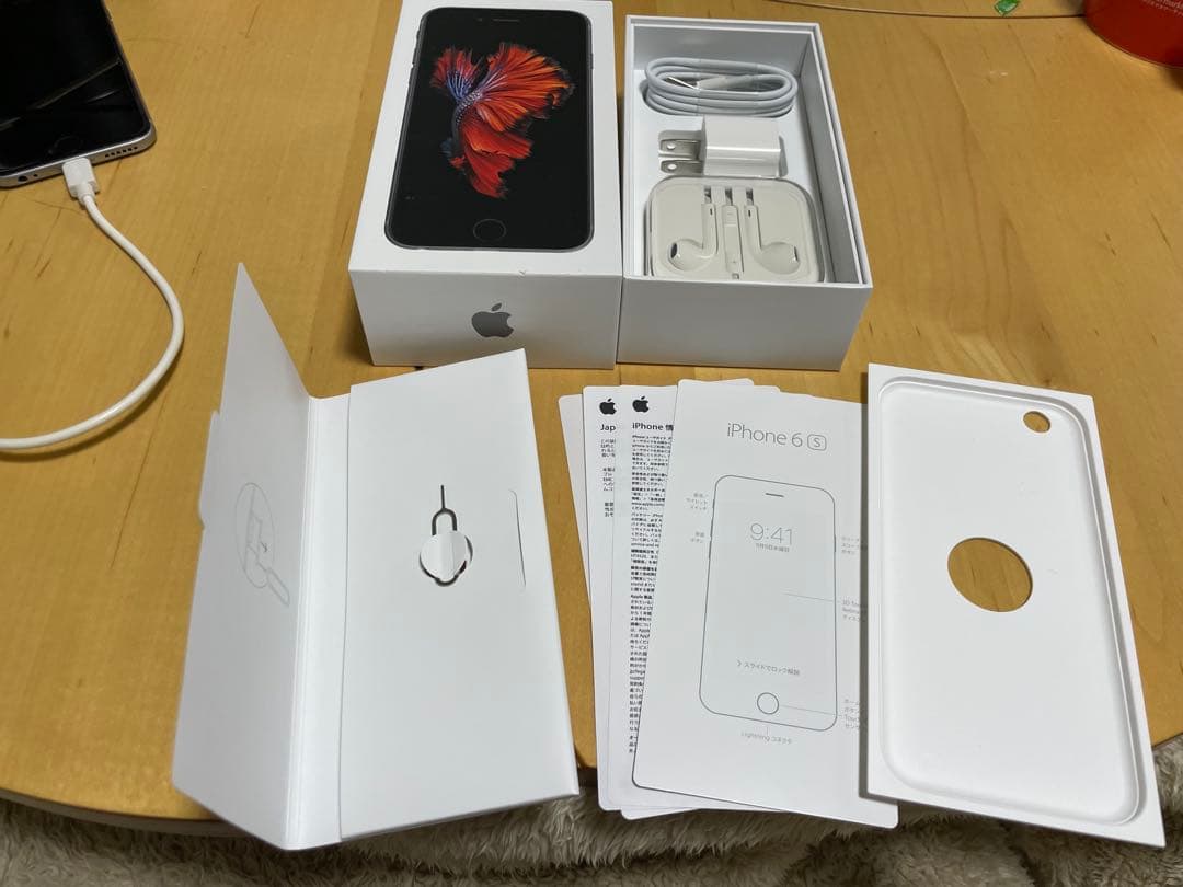 Apple iPhone 6 シルバー ＋iPhone6sスペースグレイ 計2台