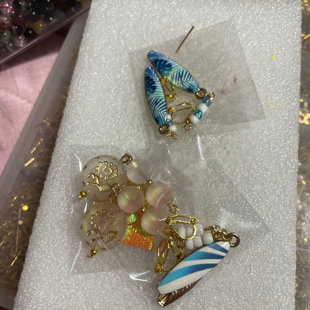 ハンドメイドピアス