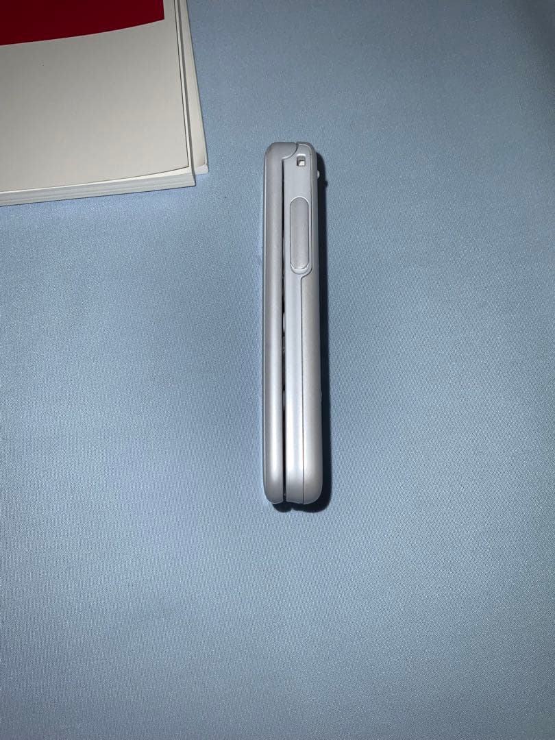 docomo F-01M らくらくホン ホワイト