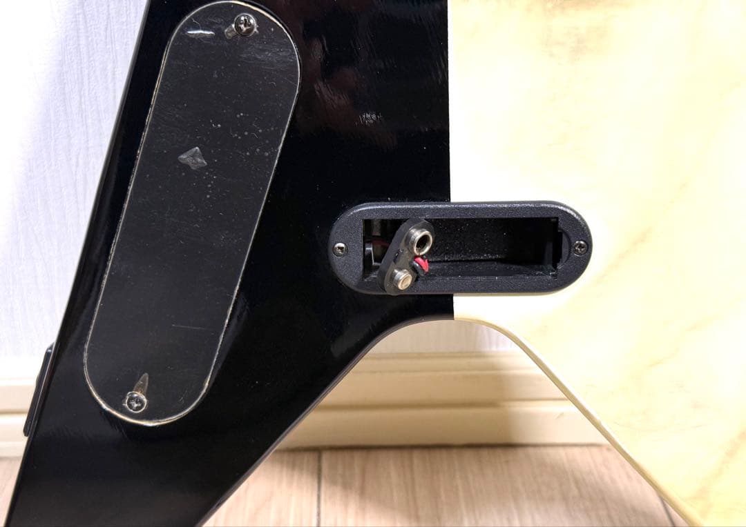現状品 KGarage Uunior フライングV型 エレキギター