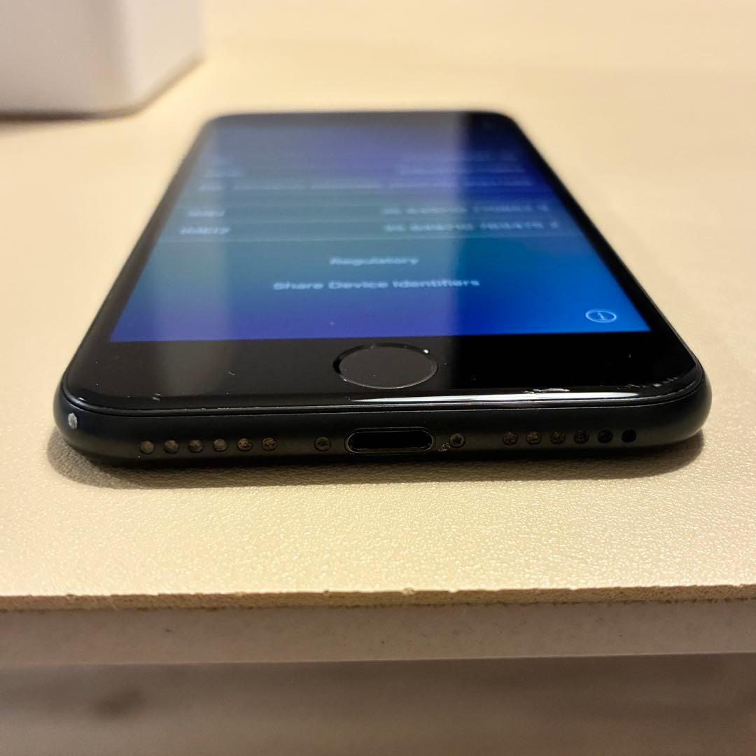 iPhoneSE2 ブラック