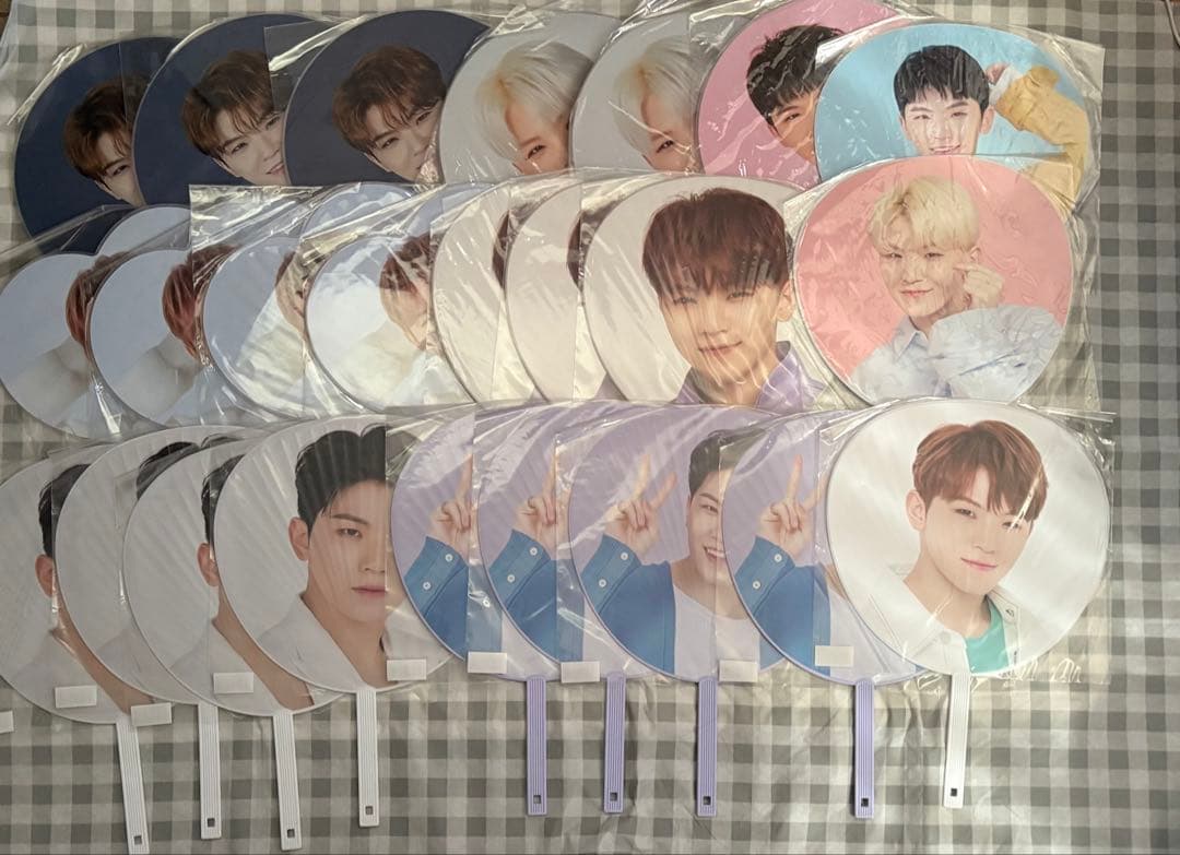 SEVENTEEN うちわ 50セット