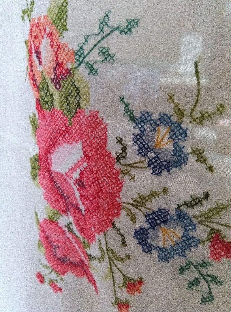 花柄手刺繍大型テーブルクロス
