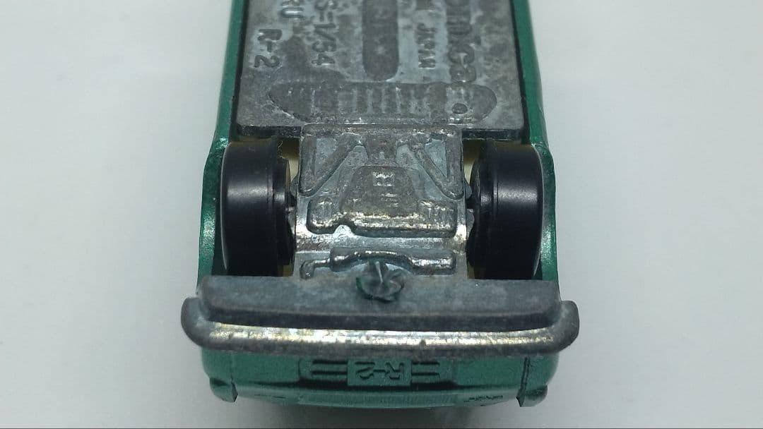 【最終】トミカ 9 スバル R2 緑 白シート 緑色指定 黒箱 日本製 希少
