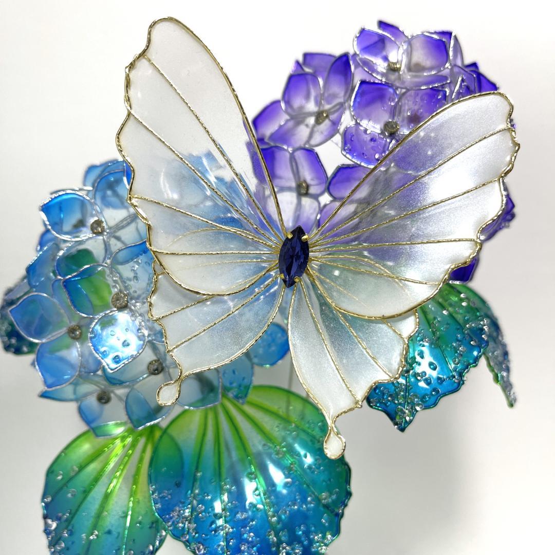 蝶が舞う紫陽花　中２本セット【水色×紫色・白蝶・インテリア・シルバーワイヤー】