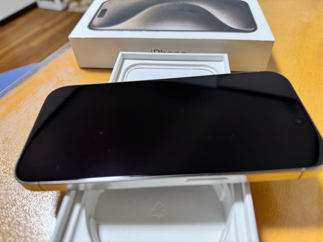 Apple iPhone 15 Pro 128GB SIMフリー