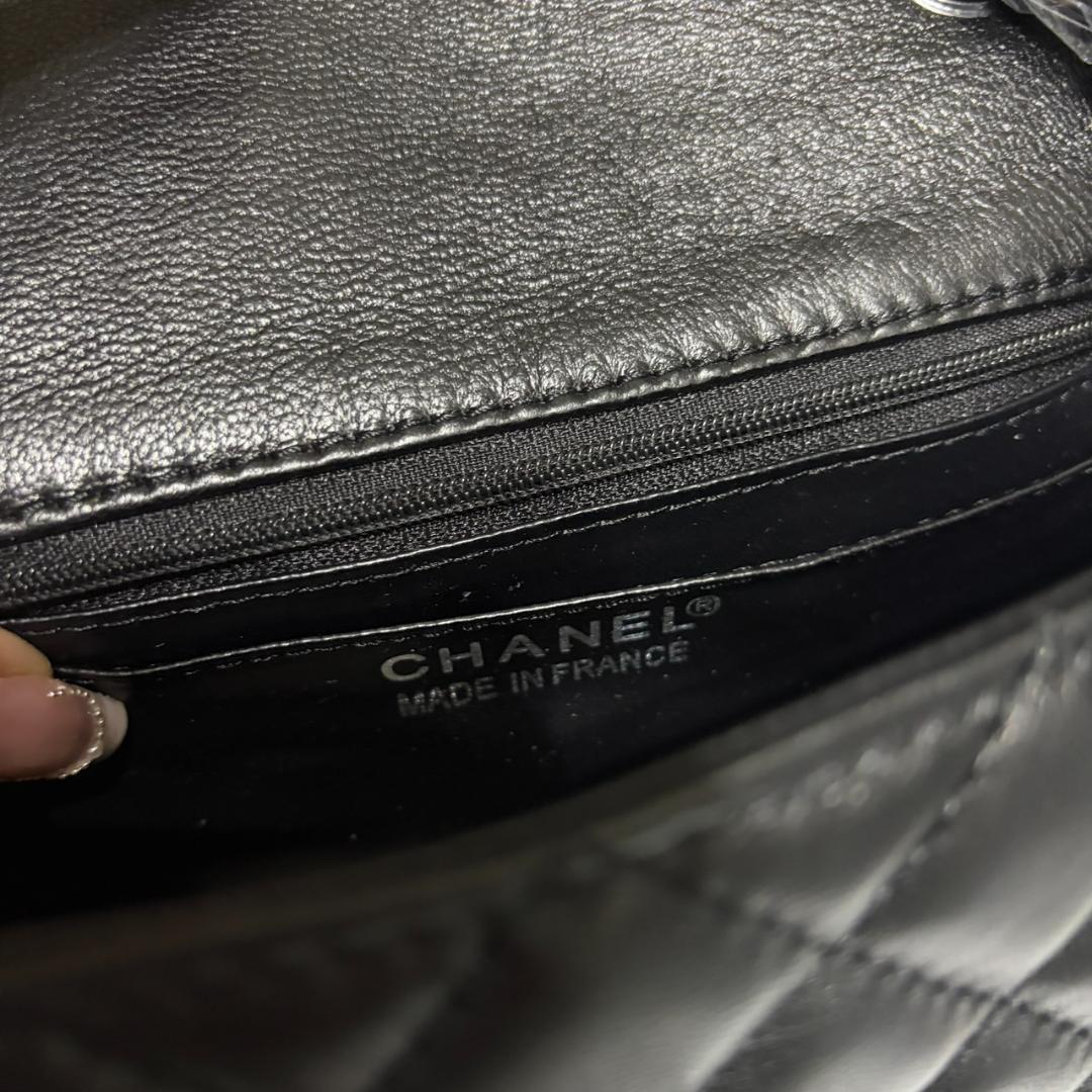 CHANEL ノベルティ ショルダー バック マトラッセ　マットブラック