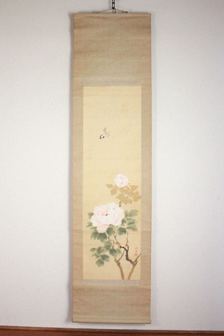 No5183掛軸　晴香　牡丹に雀　絹本　日本画　縁起物　花鳥図　古美術　送料無料