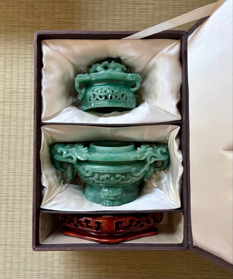 中国 香炉 翡翠 玉石 蓋付き ドラゴン彫刻 大きめ
