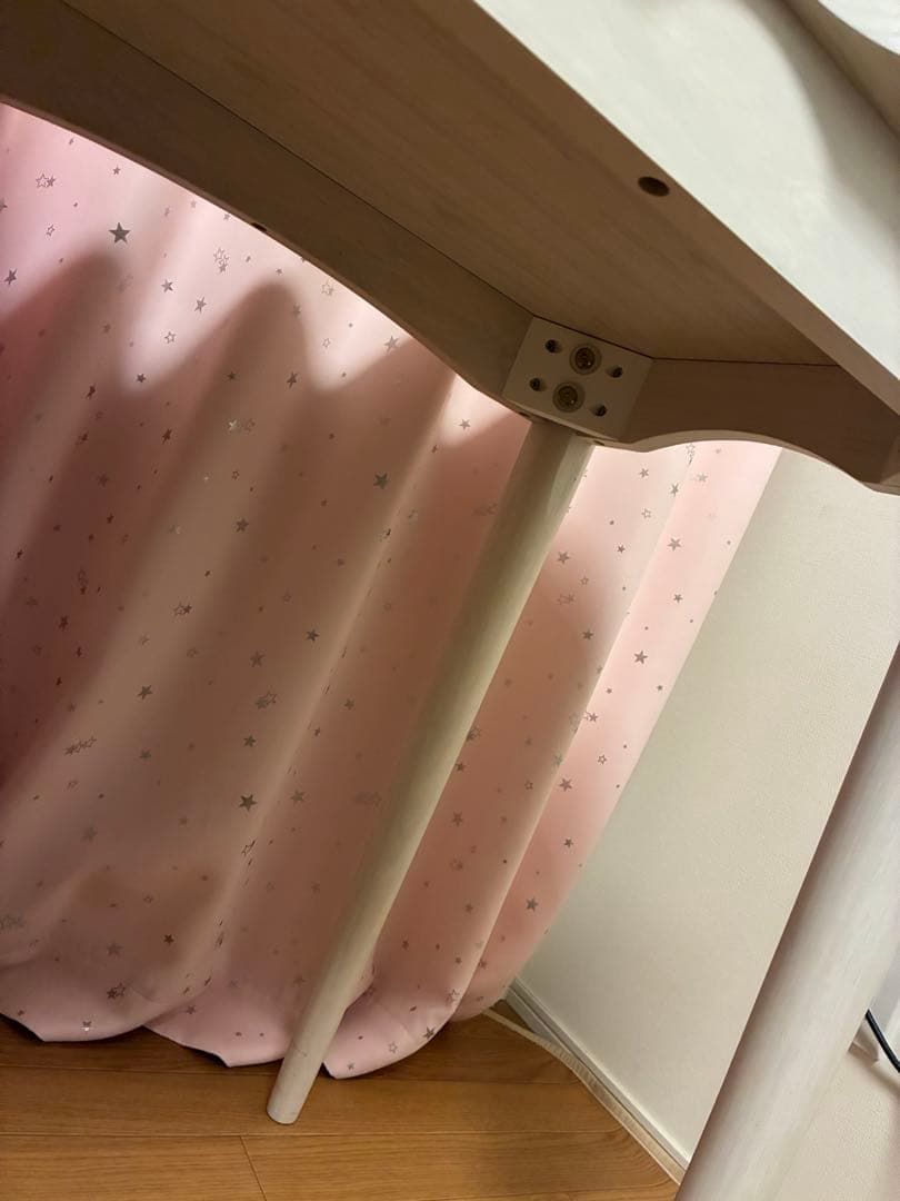 【送料込】ニトリ 机 デスク白 モダン　美品