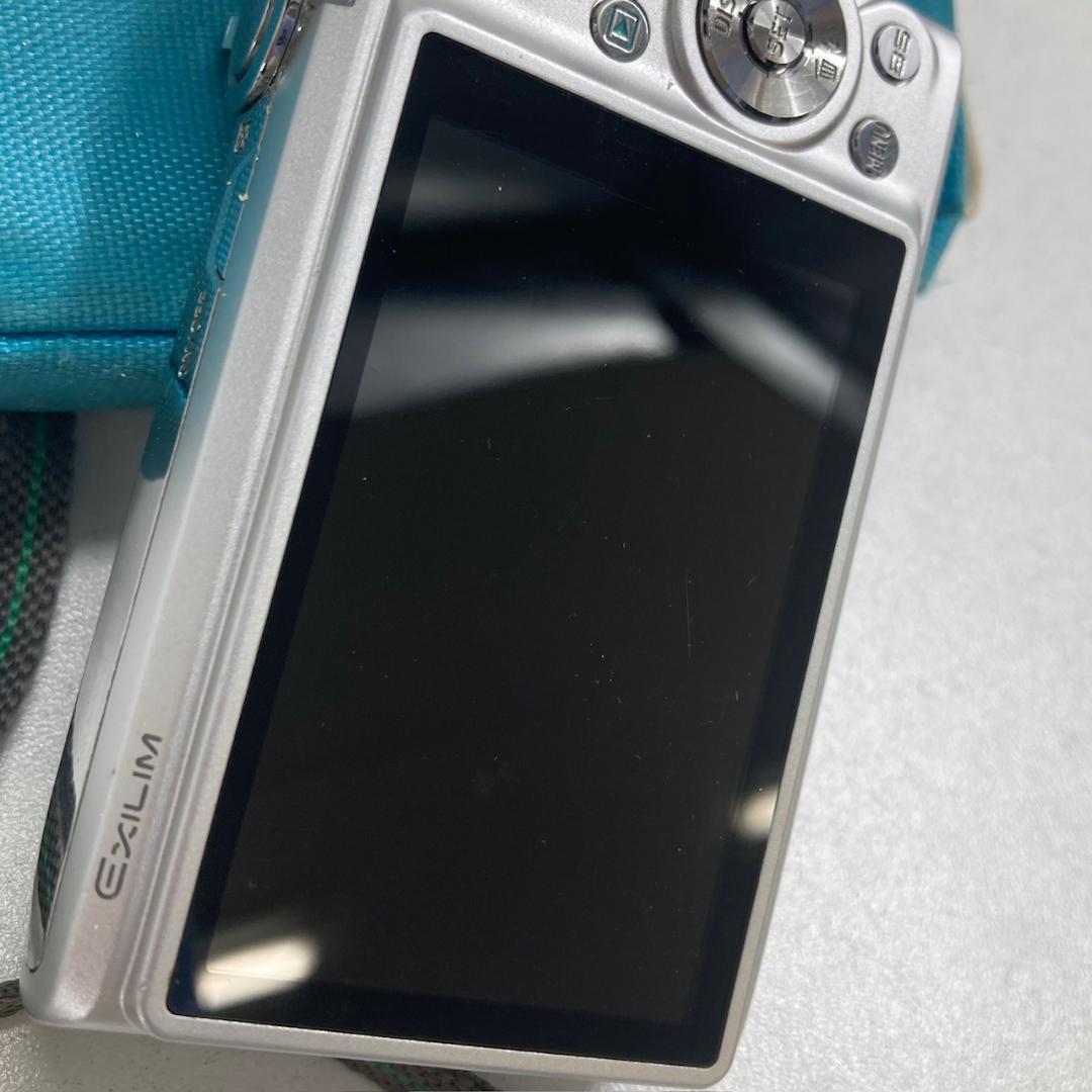 CASIO　コンパクトデジタルカメラ　EXILIM ZOOM EX-Z100