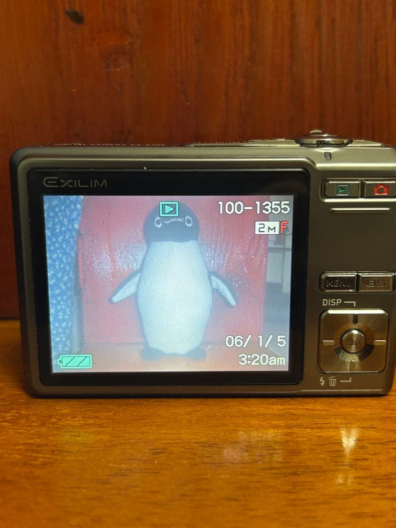 動作確認済みCASIO EXILIM EX-Z700シルバークルードル付