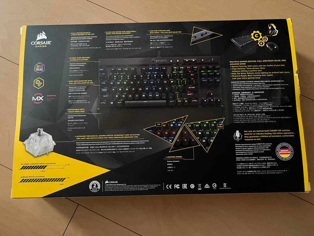 ◆Corsair コルセア K65 LUX RGB キーボード