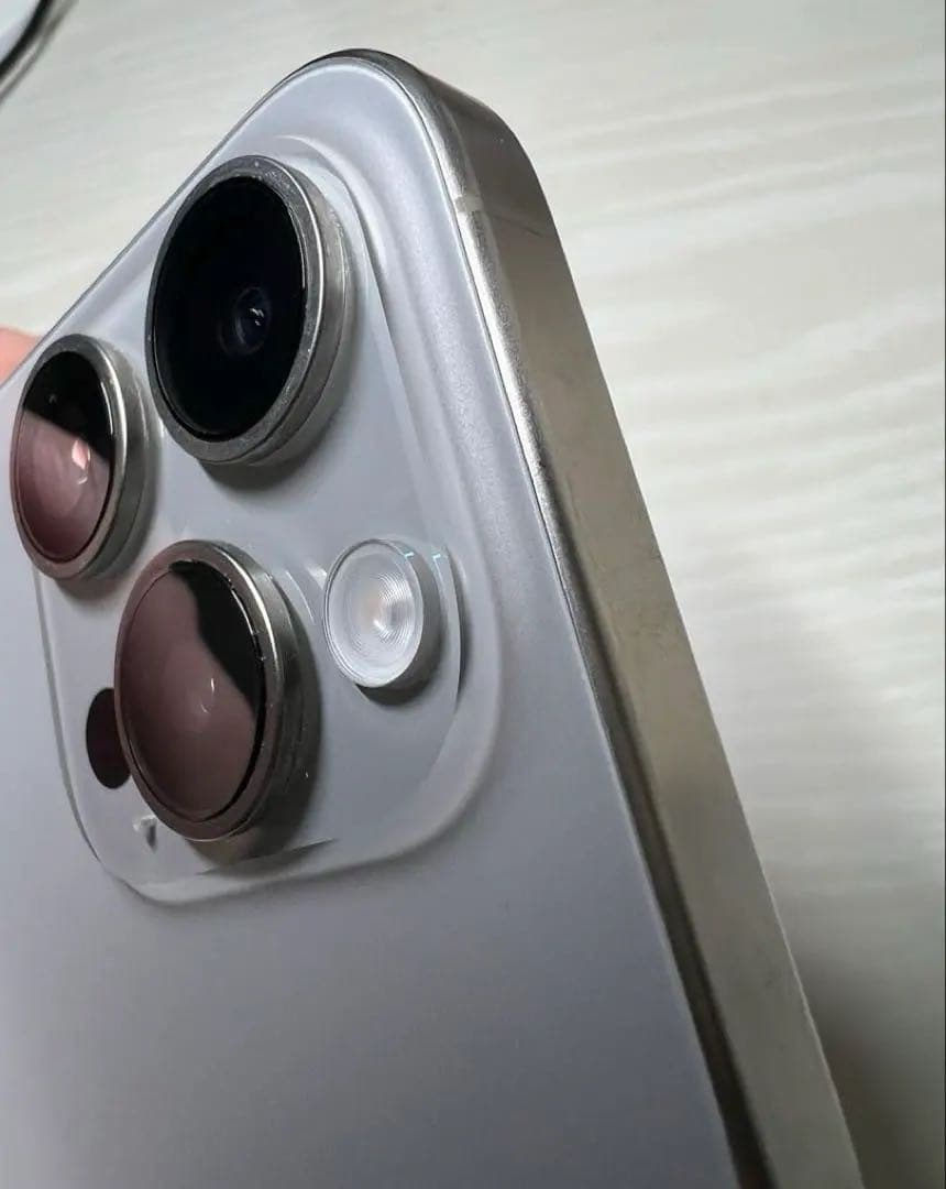 iPhone 15 Pro 1TB ナチュラルチタニウム 本体