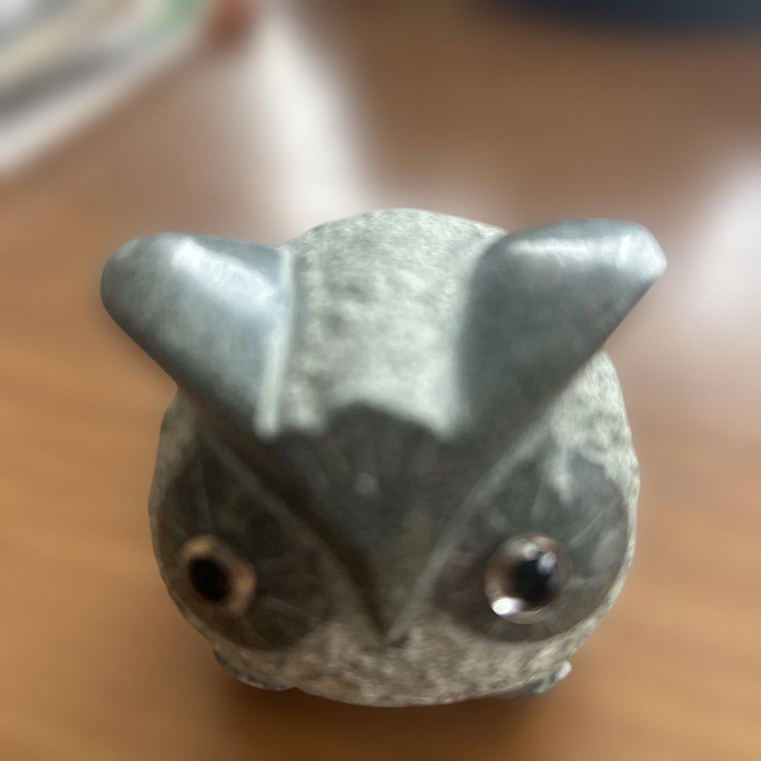御影石　フクロウ