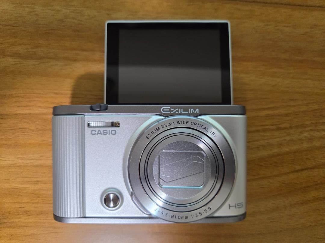 CASIO EXILIM EX-ZR1700（ジャンク品）