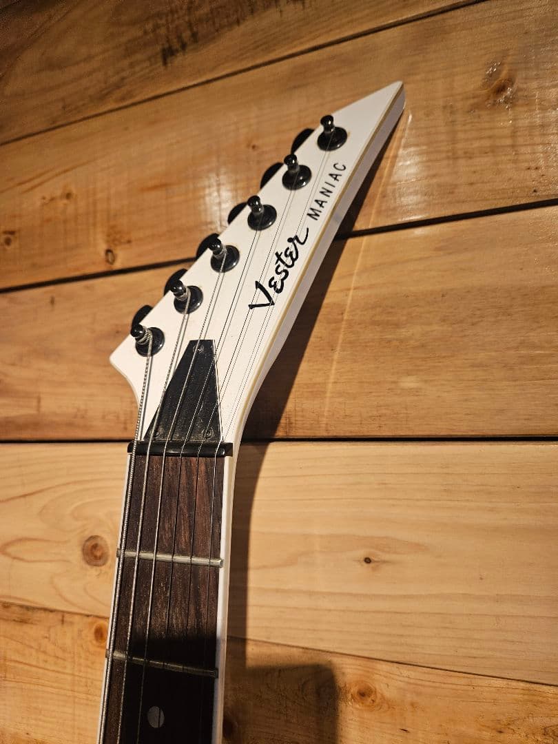 Vester Maniac Guitar ギター