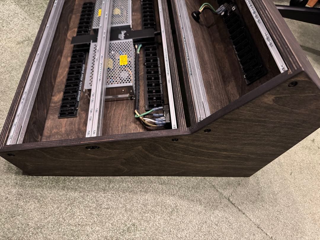 【美品】Pittsburgh Modular モジュラーシンセ ケース124HP