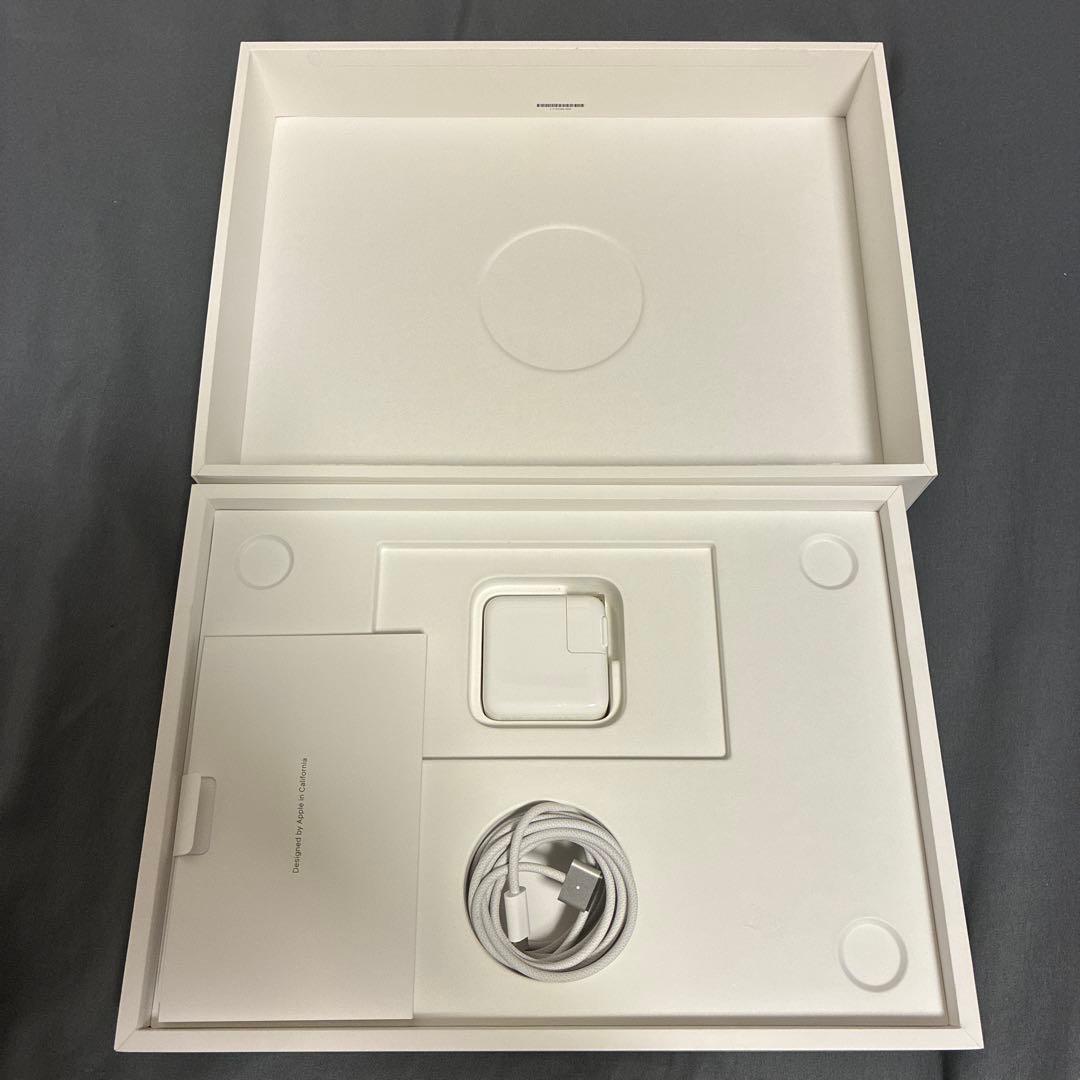 MacBook Air M4 16GB 256GB　シルバー　13インチ