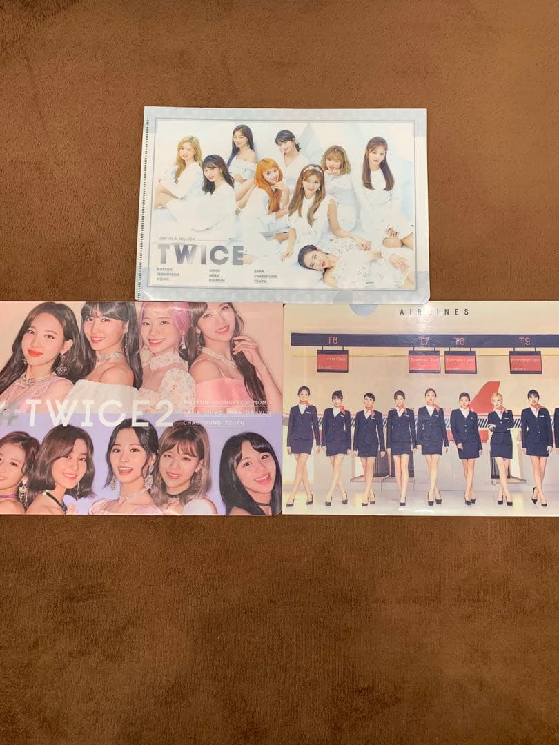 TWICE グッズ まとめ TZUYU ツウィMINA ミナ 缶バッジ ファイル