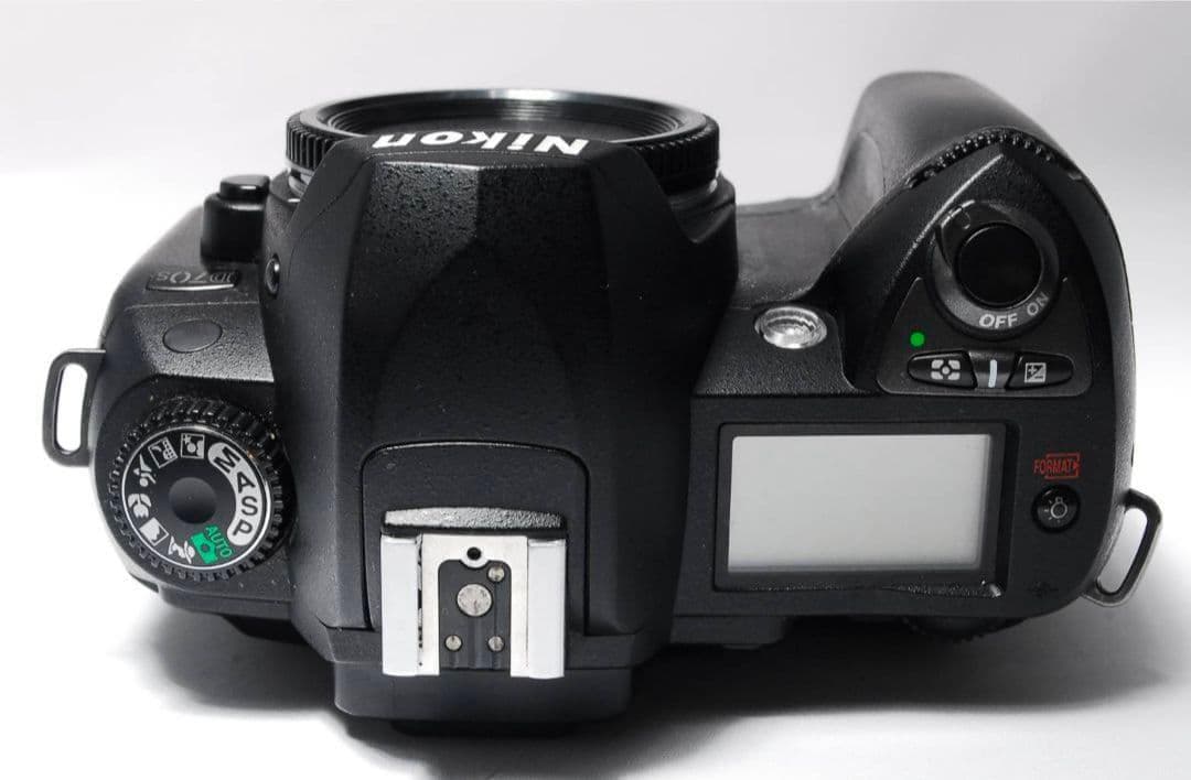 ♥CCDの味ある描写♥Nikon D70s♥Wズームキット♥すぐ撮影OK