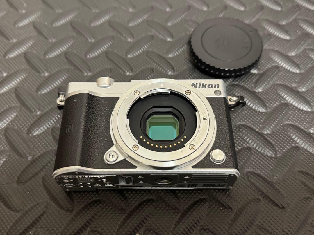 Nikon 1 J5 本体レンズセット