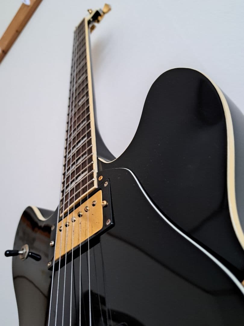PEAVEY JF1EX セミアコ　美品　★お値下げのため本体のみに変更
