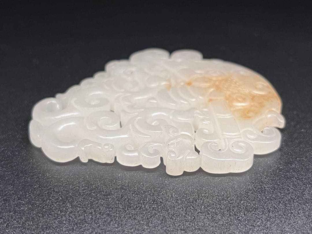 中国古美術品　古玉　唐物　本和田古玉　骨董品　縁起物　置物　透かし彫り　根付け