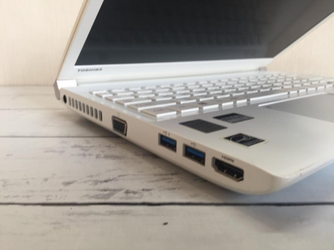 東芝 dynabook R734 13.3型/8G/Office/win11