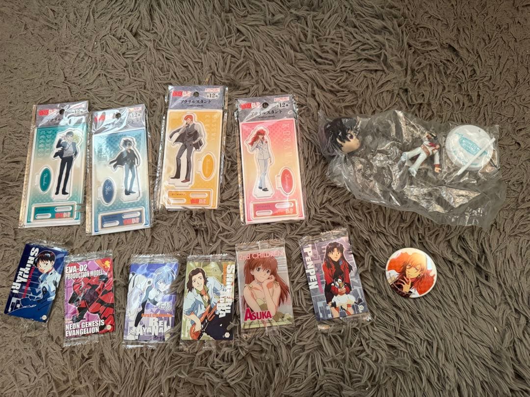 【週末限定価格】アニメ　アイドルグッズ　まとめ売り　約190点