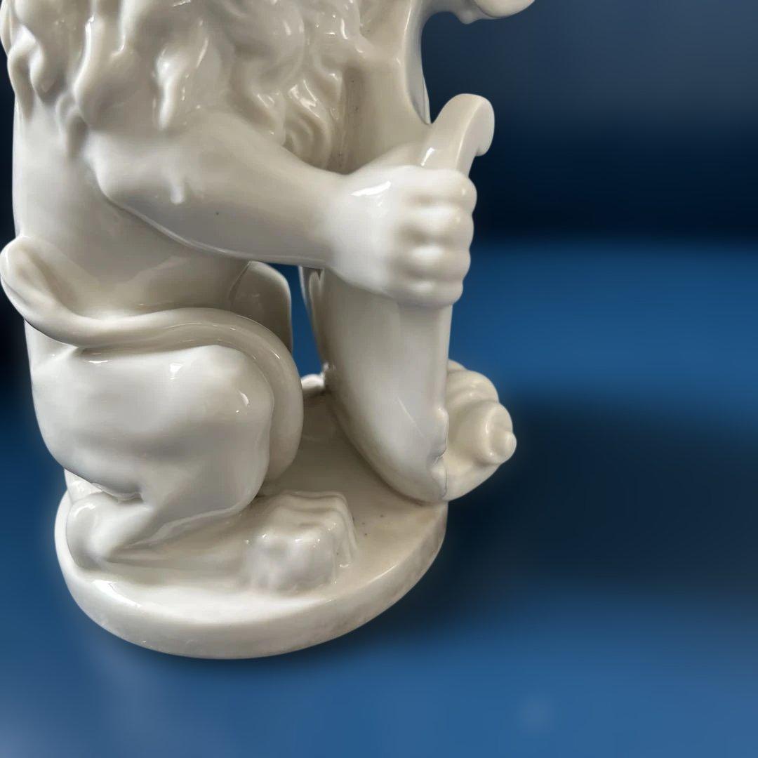 ニュンヘンブルグ Nymphenburg 置物 ライオン 陶器 フィギュリン