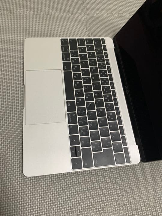 【中古美品】MacBook Retina-12インチ　256GB シルバー