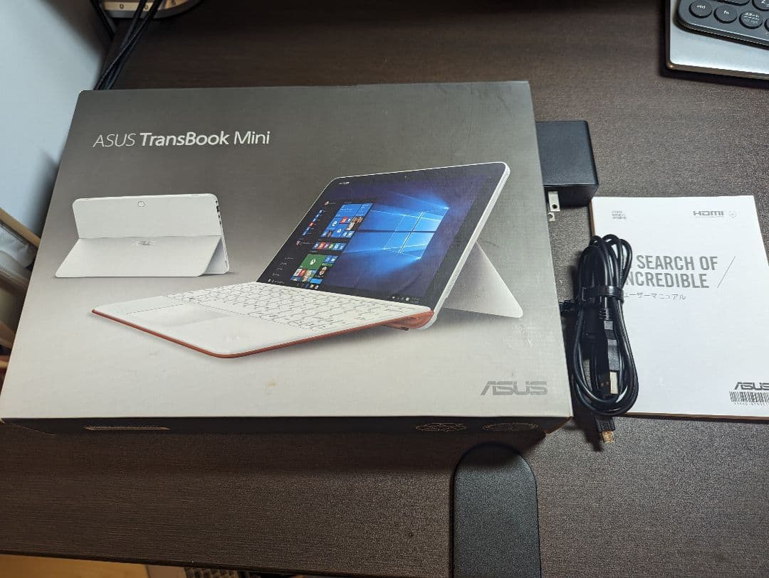 ASUS Win10タブレット+ Logicoolワイヤレス キーボード